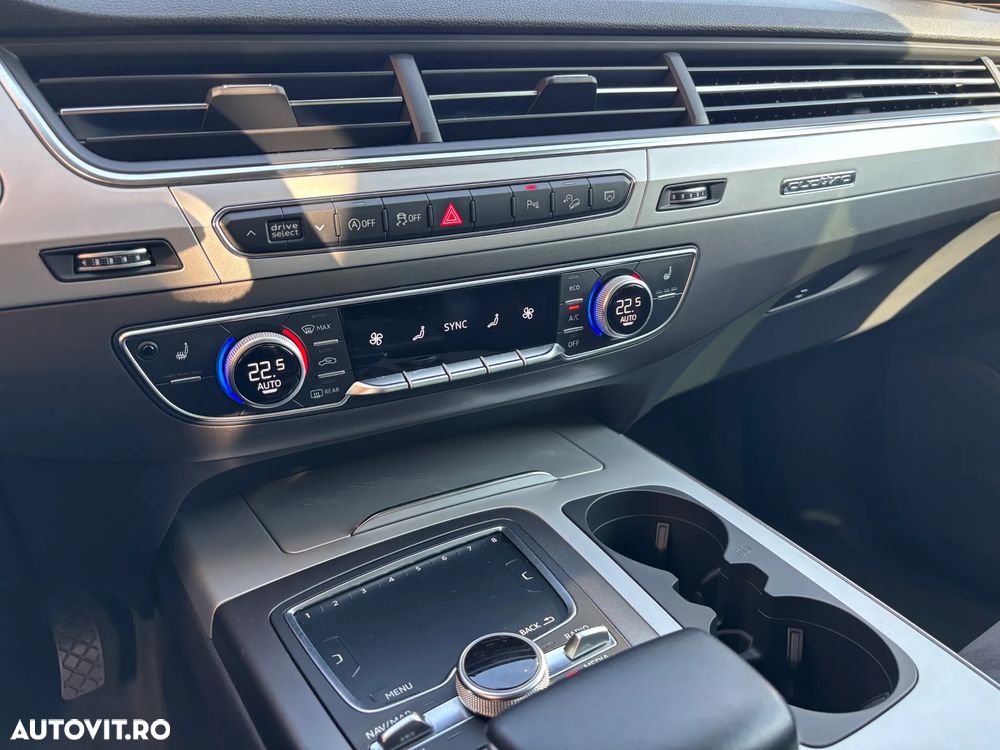 Audi Q7 3.0 50 TDI quattro Tiptronic - 23