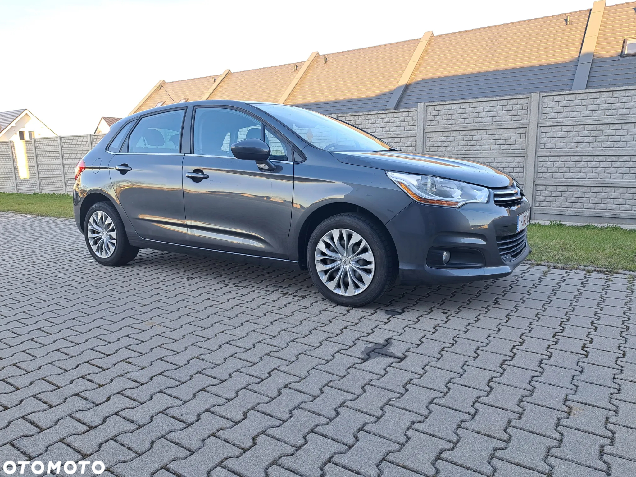 Citroën C4 PureTech 130 Stop&Start SHINE - 5