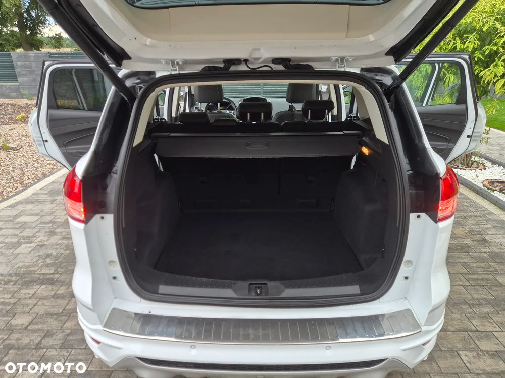 Ford Kuga 2.0 TDCi 4x4 Titanium - 32