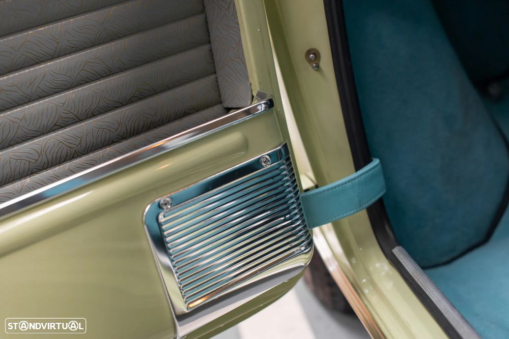 Austin Mini - 18