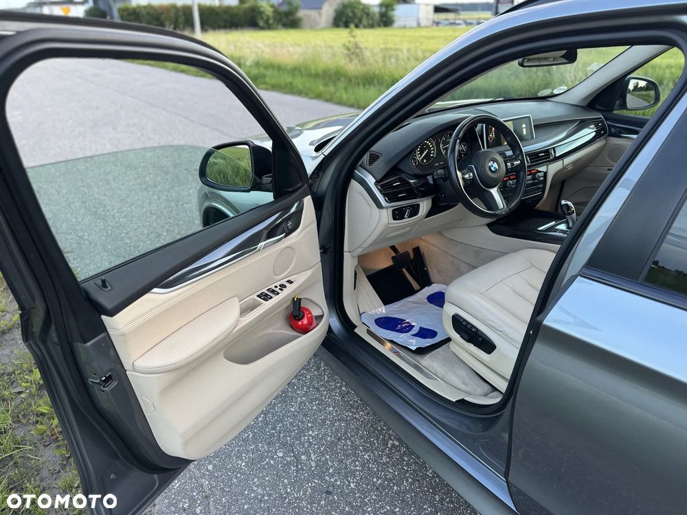 BMW X5 xDrive30d Sport-Aut - 27