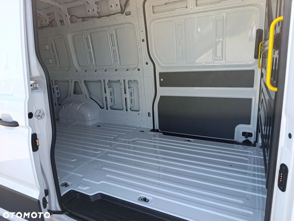 Volkswagen Crafter - 8