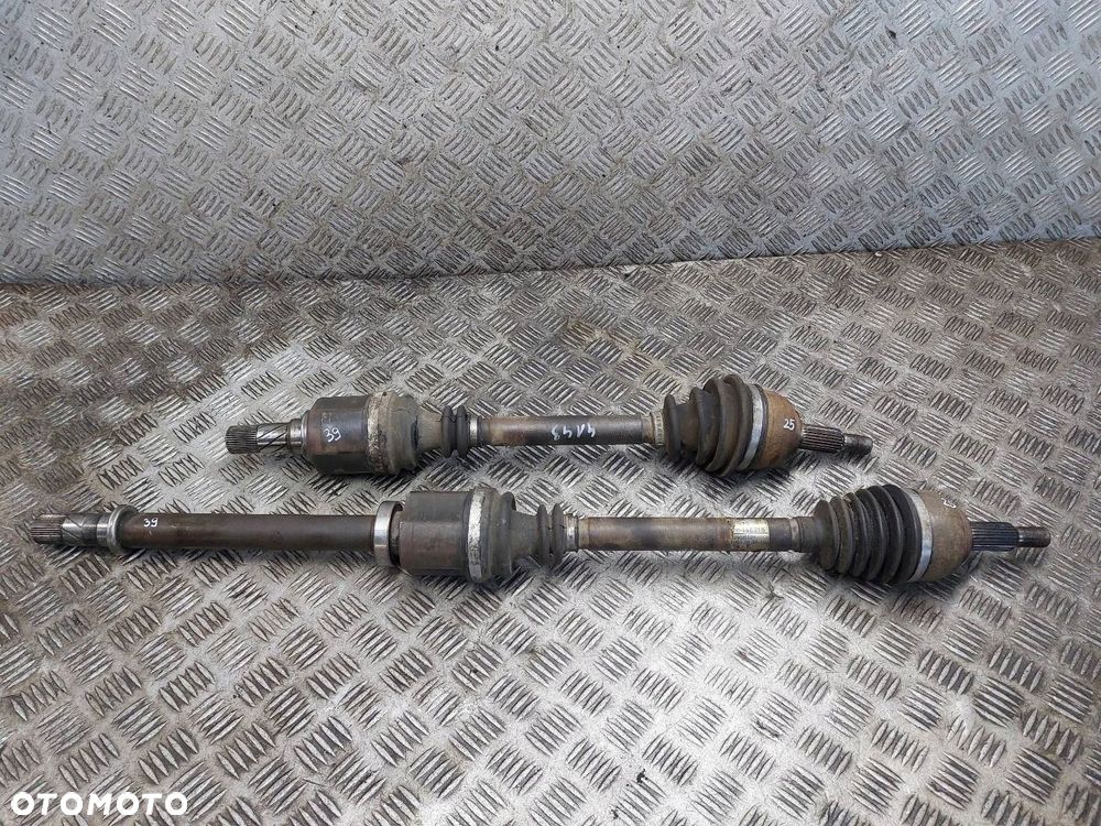PÓŁOŚ LEWY PRZÓD + PRAWY PRZÓD 5B RENAULT SCENIC II 1.9 DCI 8200198015 - 1