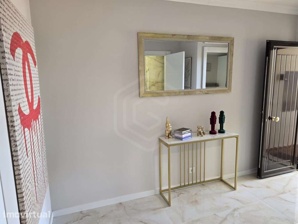 Apartamento T1 transformado em T2 em Albufeira, Algarve - Grande imagem: 2/19