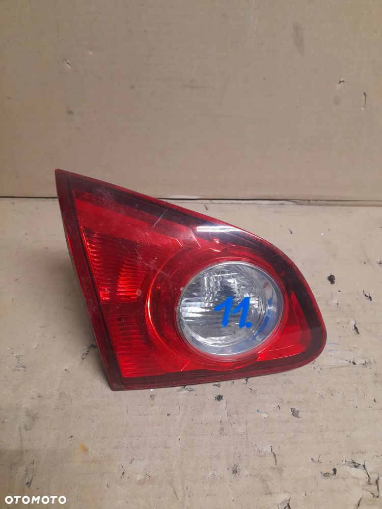 nissan qashqai 06-10 lewa tylna tył lewy lampa klapy bagażnika - 1
