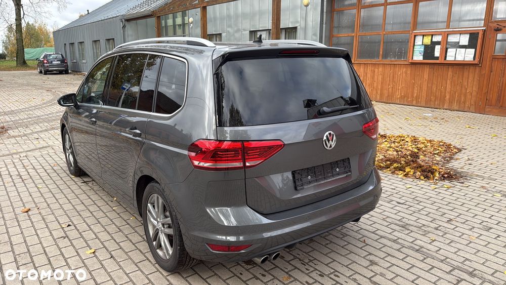 Volkswagen Touran 2.0 TDI BMT Highline DSG - 10