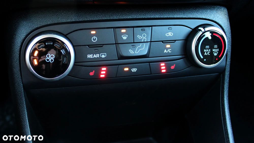 Ford Fiesta 1.1 SYNC Edition - 10