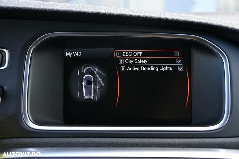 Volvo V40 D3 Aut. Basic - 19