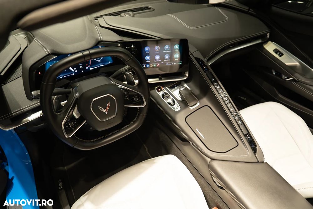 Chevrolet Corvette - 7