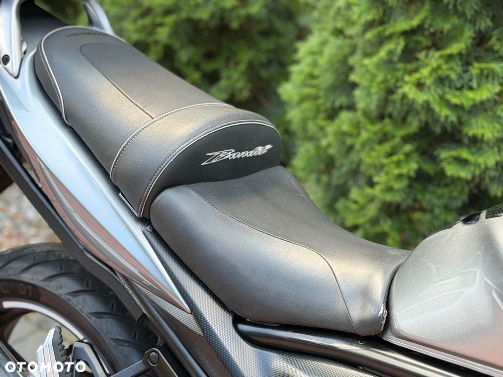 Suzuki Bandit - 24