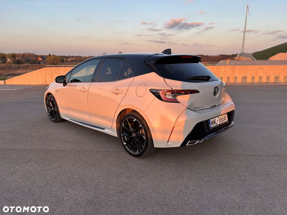 Toyota Corolla 2.0 Hybrid GR Sport - 6