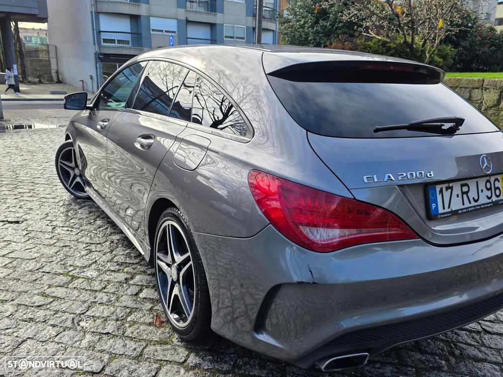 Mercedes-Benz CLA 200 d Shooting Brake AMG Line - 10