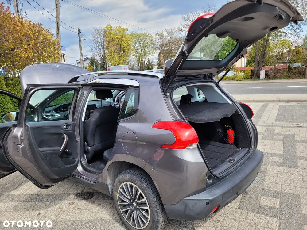 Peugeot 2008 1.2 VTi/Pure Tech Active - 12