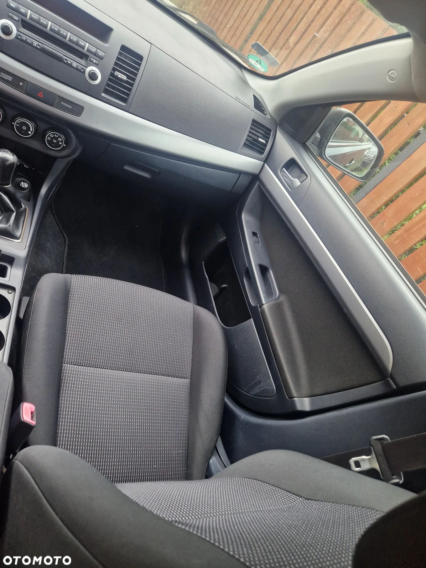 Mitsubishi Lancer - 10
