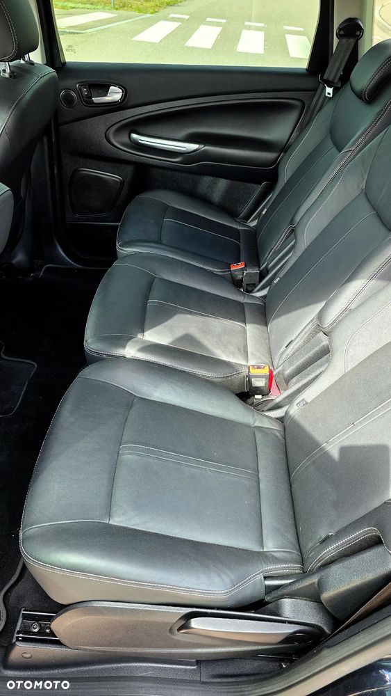 Ford S-Max 2.0 TDCi DPF Titanium X - 15