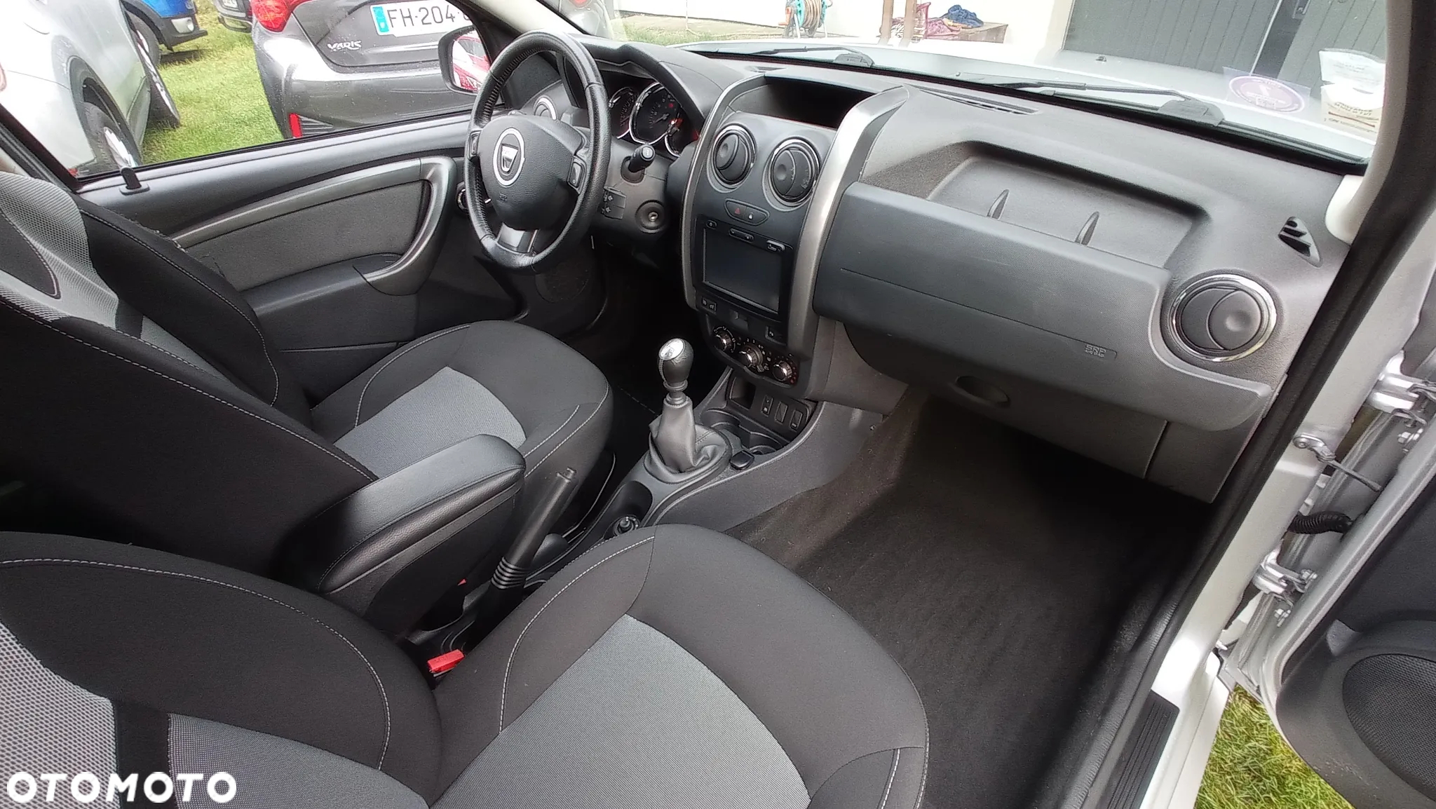 Dacia Duster 1.2 TCe Laureate S&S EU6 - 12