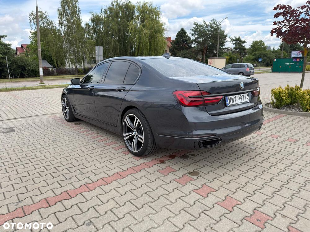 BMW Seria 7 730d - 12