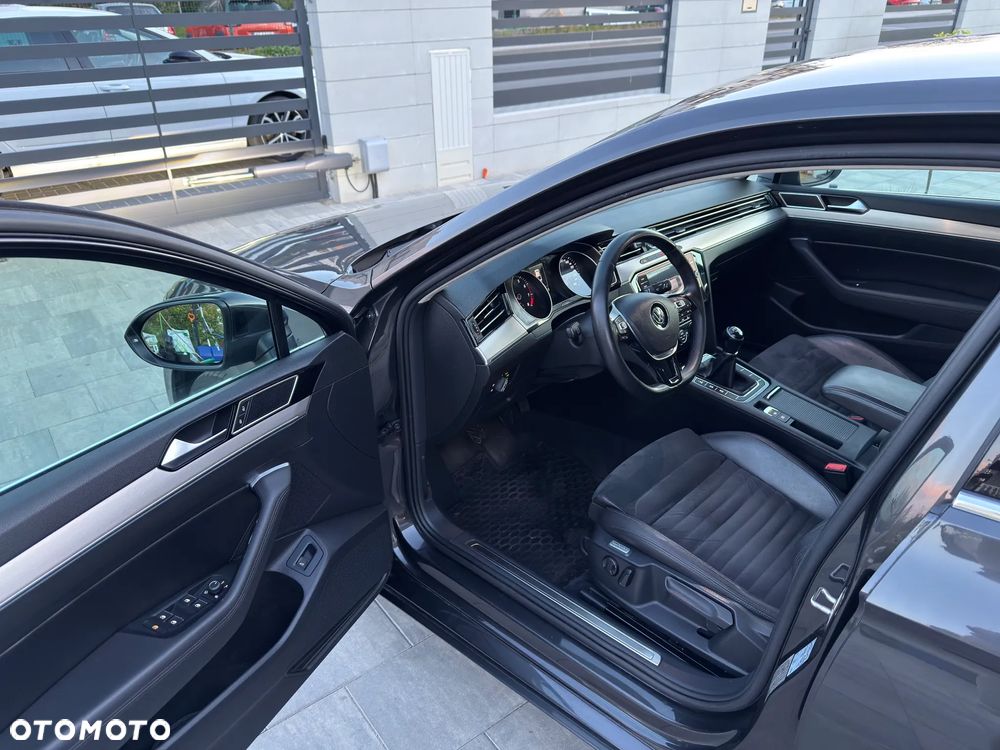 Volkswagen Passat 1.8 TSI BMT Highline - 8