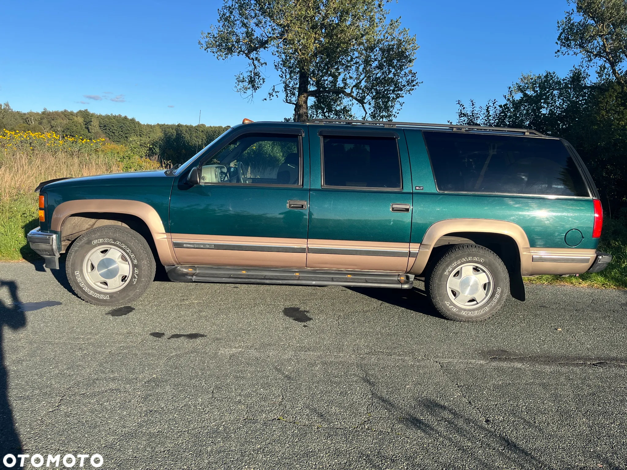 Chevrolet Suburban - 3