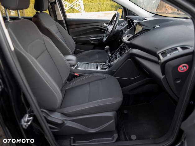 Ford Kuga 1.5 TDCi 2x4 Cool & Connect - 12