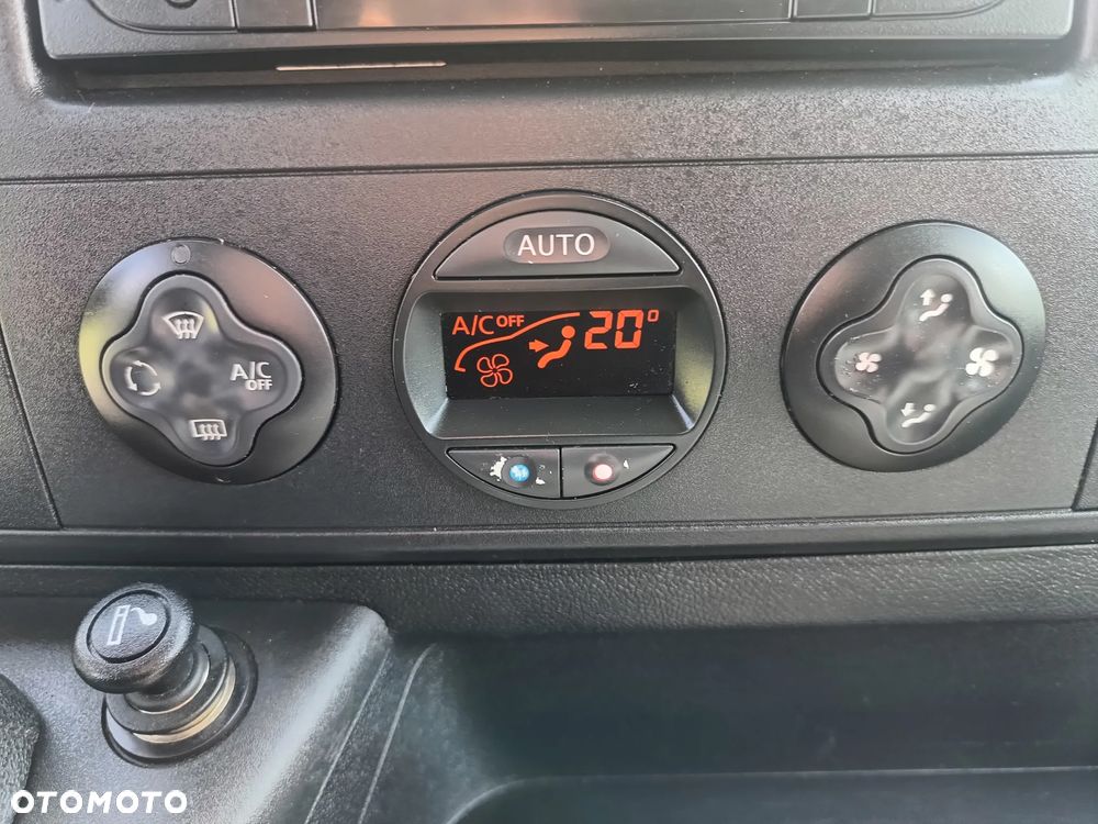 Nissan Nv400 L2H2 2.3 diesel, manual 145kM JAK MASTER, MOVANO 2016rok EURO 6!, WEBASTO, CZUJNIKI PARKOWANIA, STAN BARDZO DOBRY! - 34