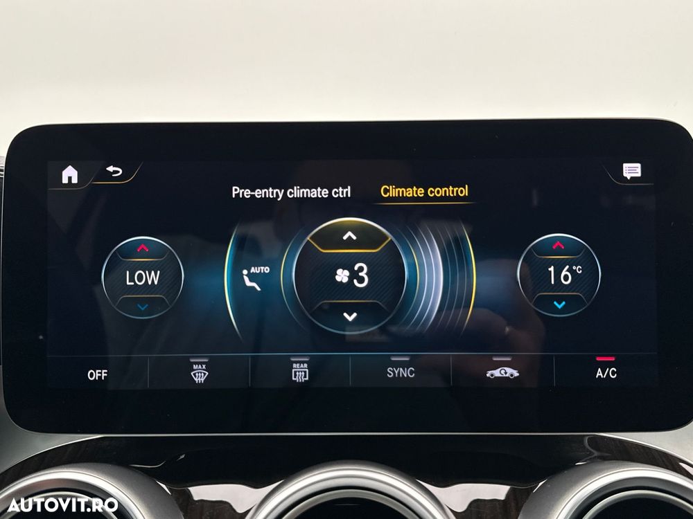 Mercedes-Benz GLC 300 e 4MATIC - 32