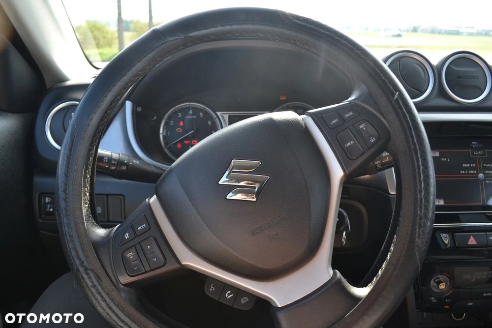 Suzuki Vitara - 11