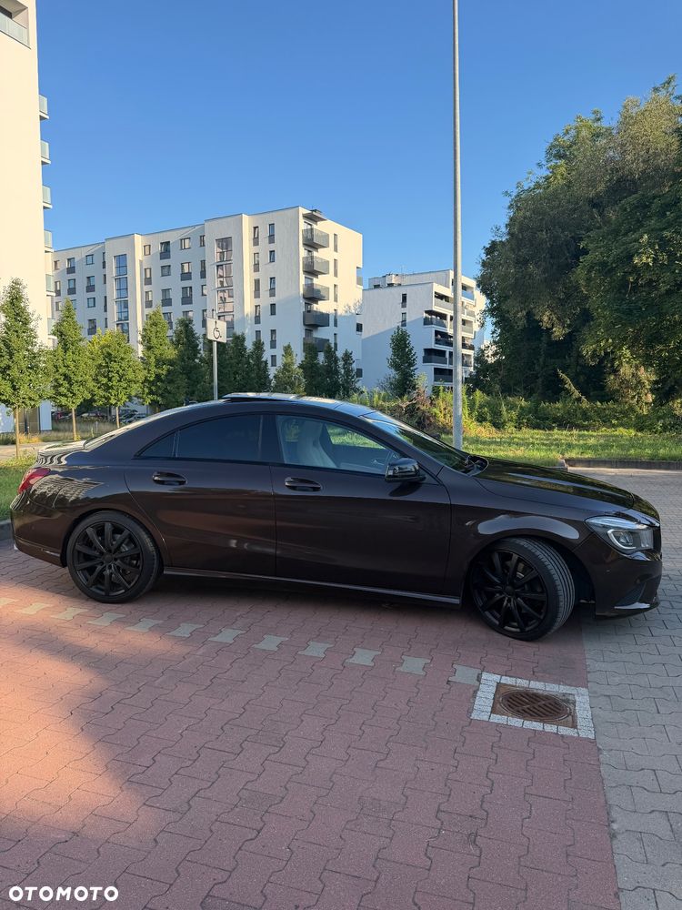 Mercedes-Benz CLA 250 Sport 7G-DCT - 2