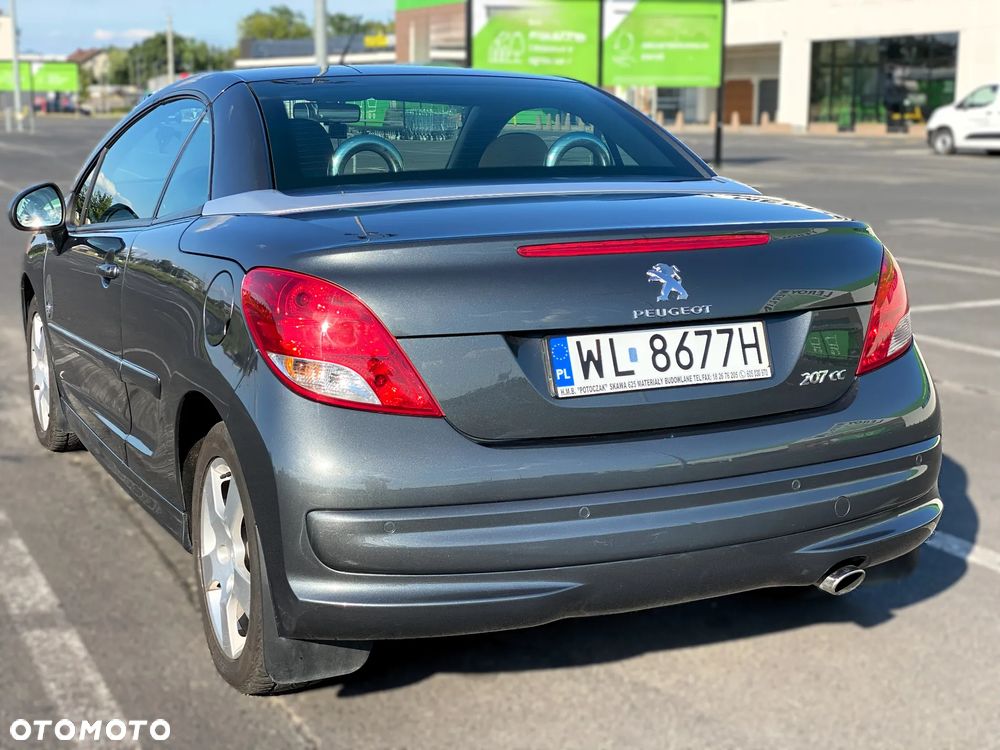 Peugeot 207 CC - 10