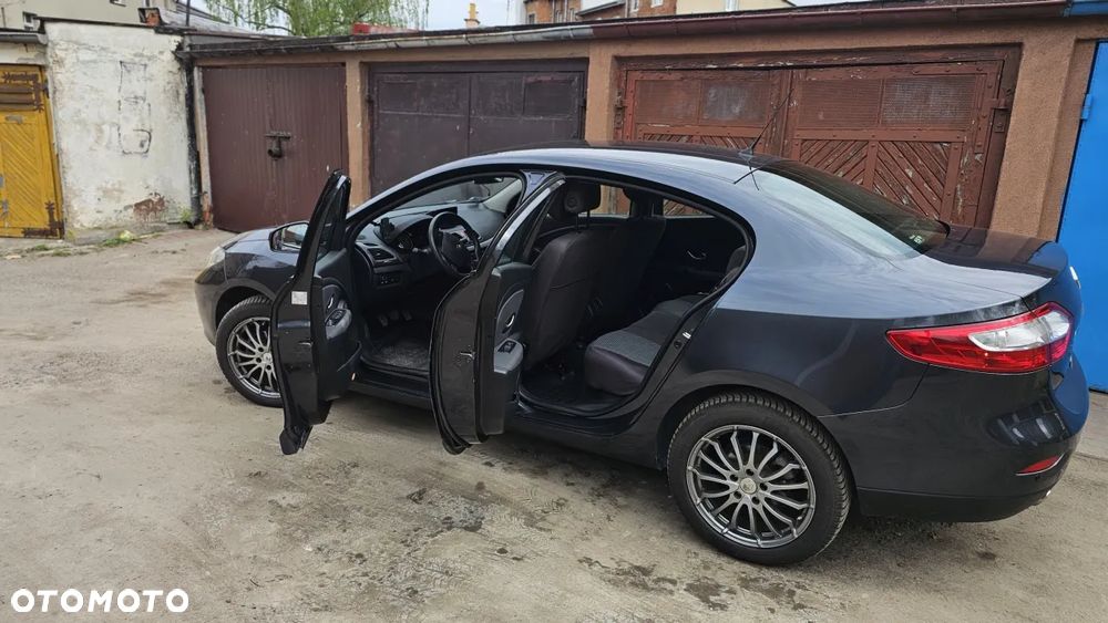 Renault Fluence 1.6 16V Color Edition - 26
