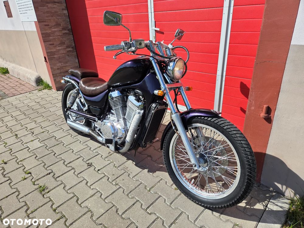 Suzuki Intruder - 2