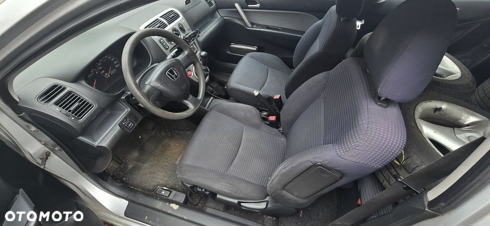 Honda Civic 1.7 CTDI ES - 10