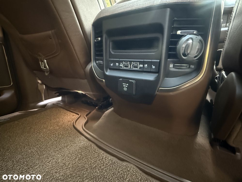 RAM 1500 Crew Cab Longhorn - 21