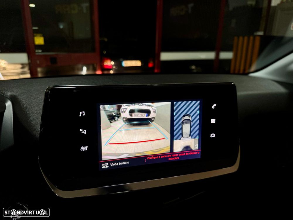 Peugeot 208 1.2 PureTech Allure Pack - 16