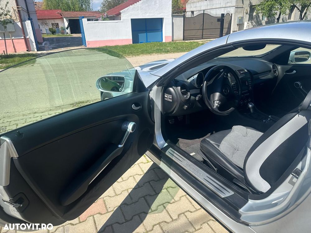 Mercedes-Benz SLK - 11