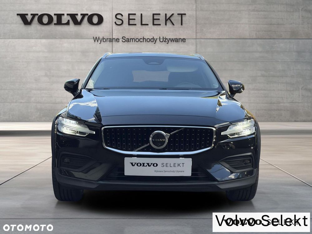 Volvo V60 Cross Country - 4