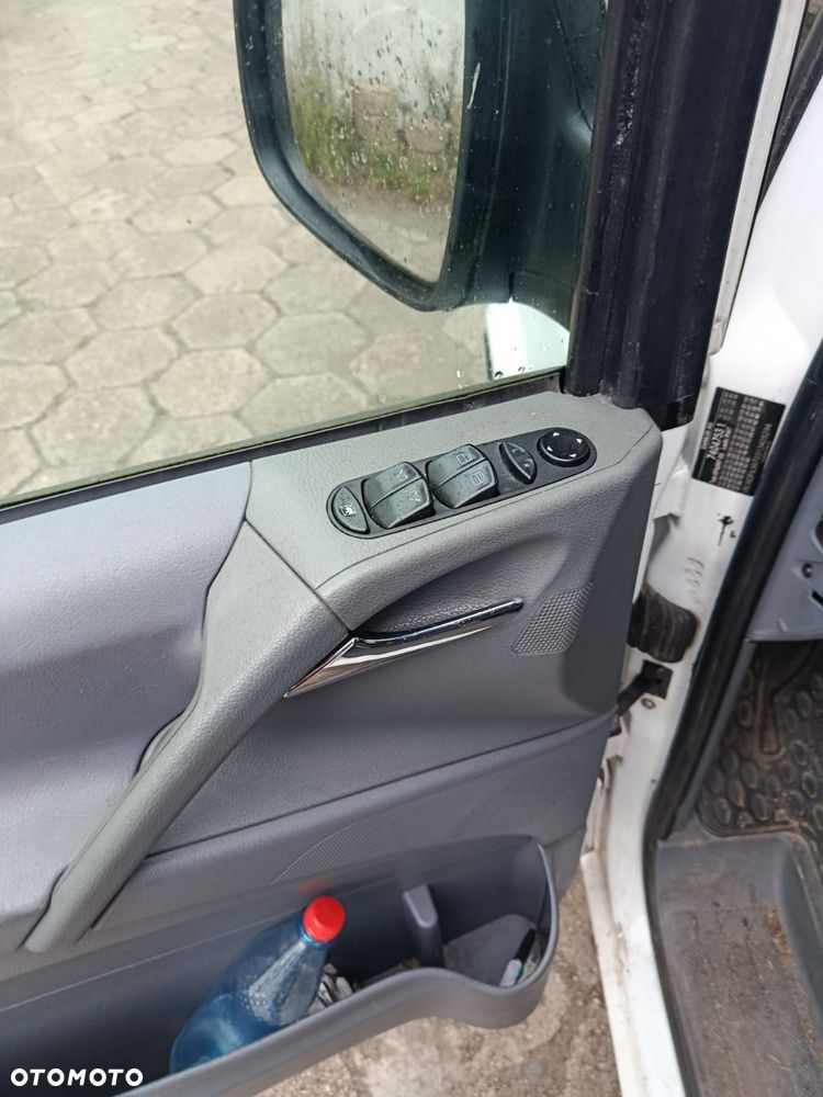 Mercedes-Benz Vito - 10