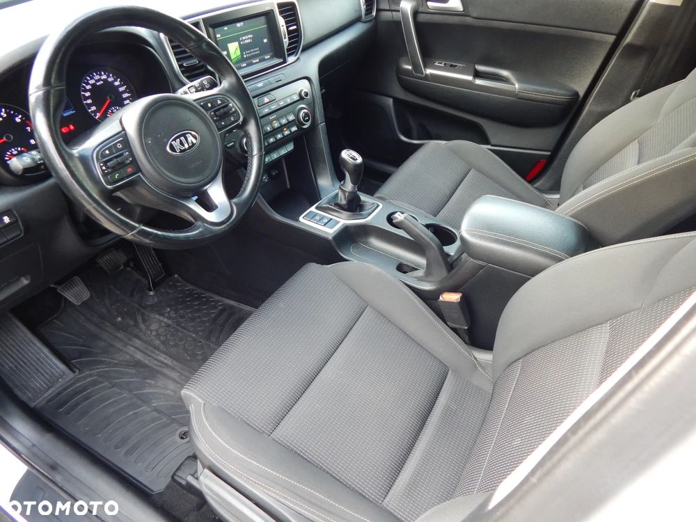 Kia Sportage 1.6 GDI Business Line 2WD - 19