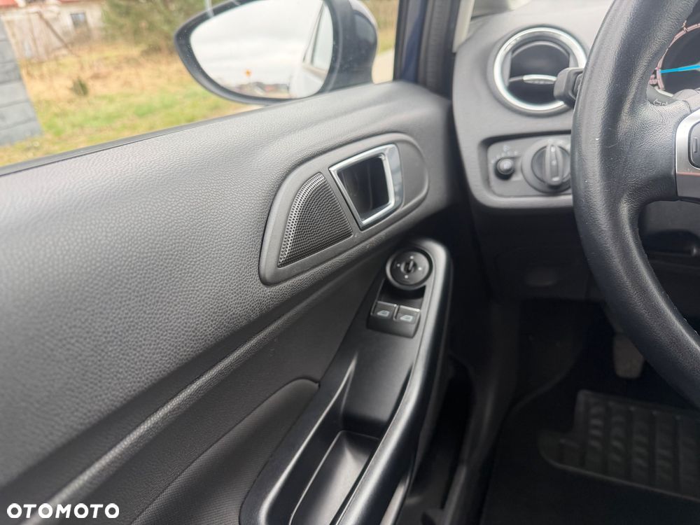 Ford Fiesta 1.25 Champions Edition - 22