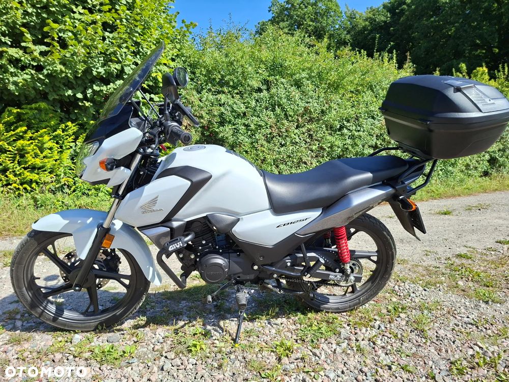 Honda CB - 2