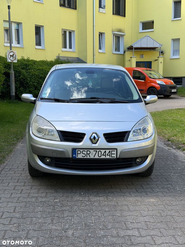 Renault Scenic 1.5 dCi Emotion - 2