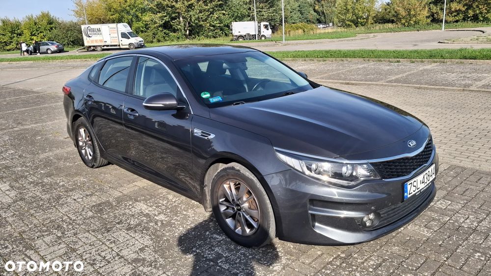 Kia Optima - 1