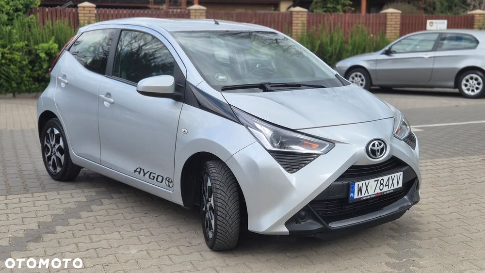 Toyota Aygo x-play - 8