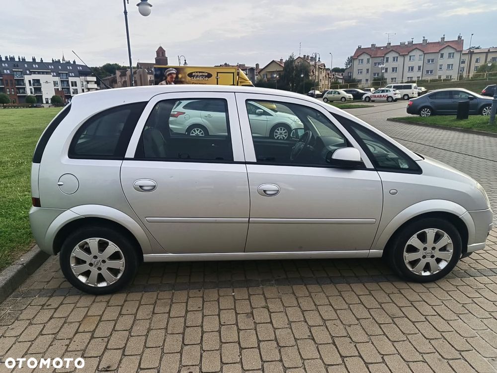 Opel Meriva 1.6 Cosmo MTA - 9