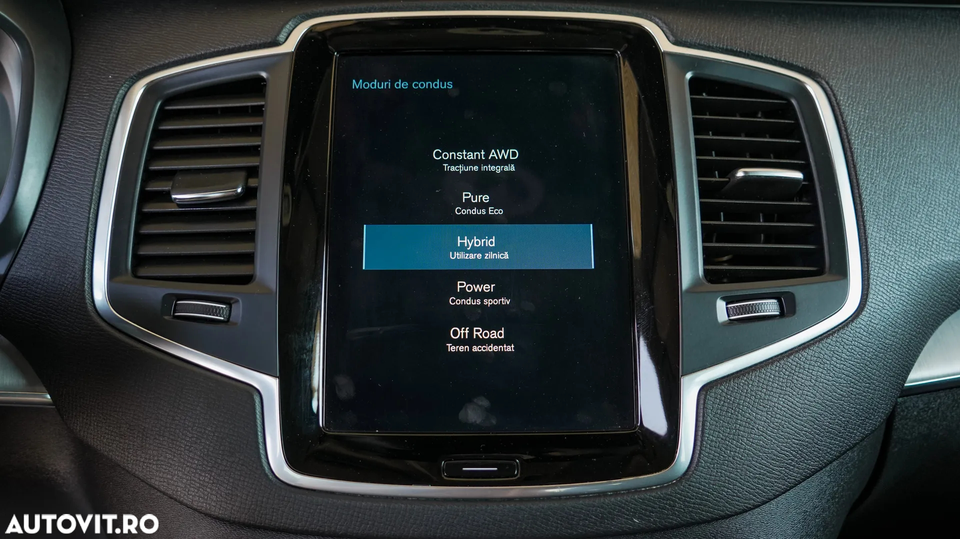 Volvo XC 90 T8 AWD Twin Engine Geartronic Momentum - 16