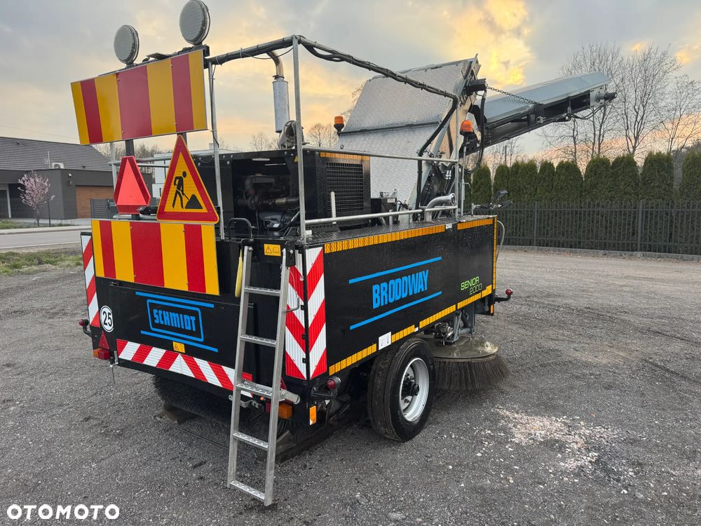 Aebi Schmidt BRODDWAY SENIOR 2000 / JAK NOWA BEZ ADBLU I DPF - 6