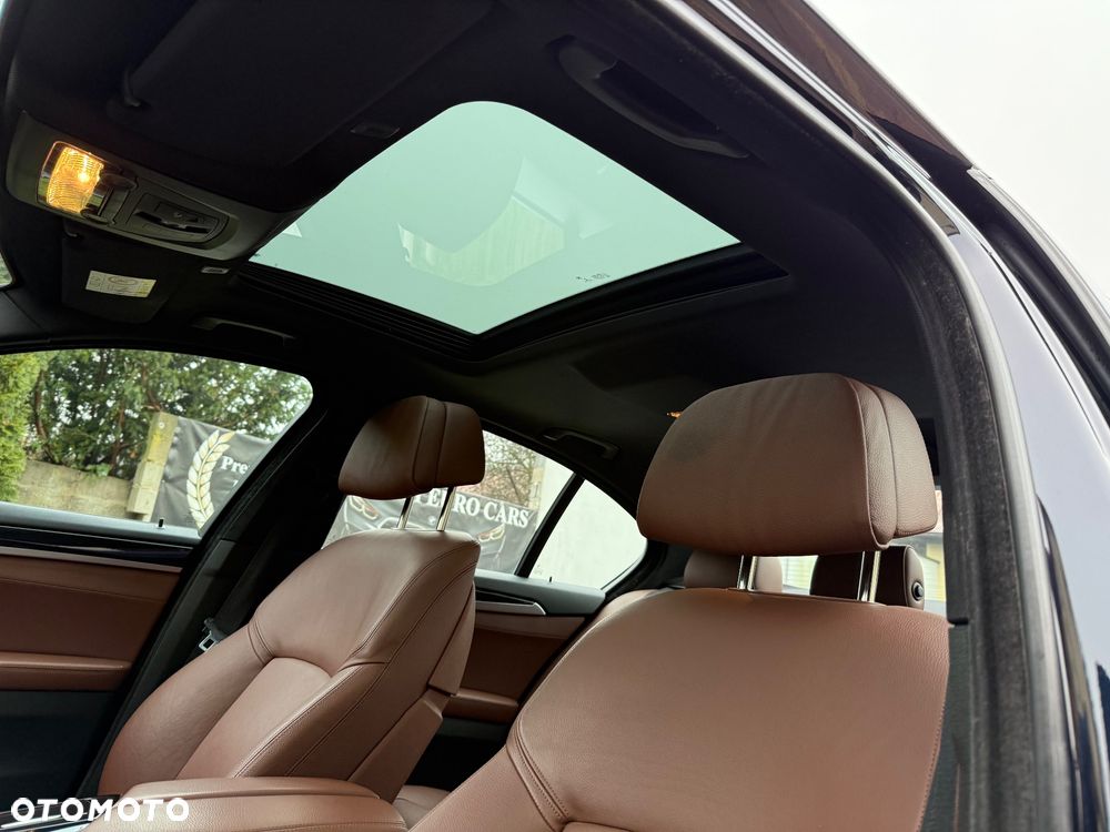 BMW Seria 5 520d Sport-Aut - 25