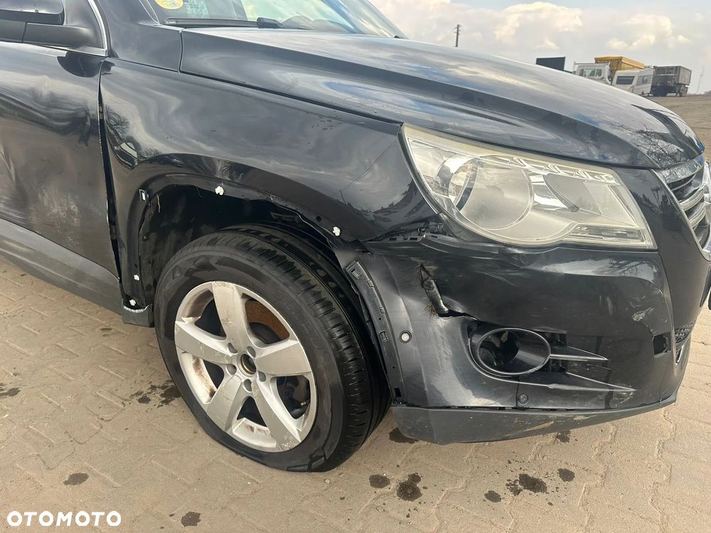 Volkswagen Tiguan - 4