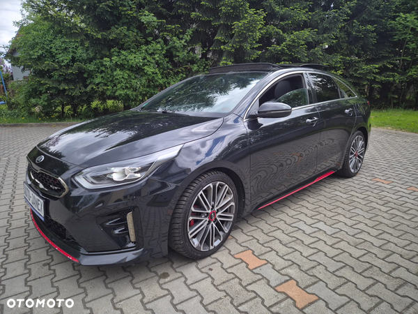 Kia ProCeed 1.6 T-GDI GT DCT