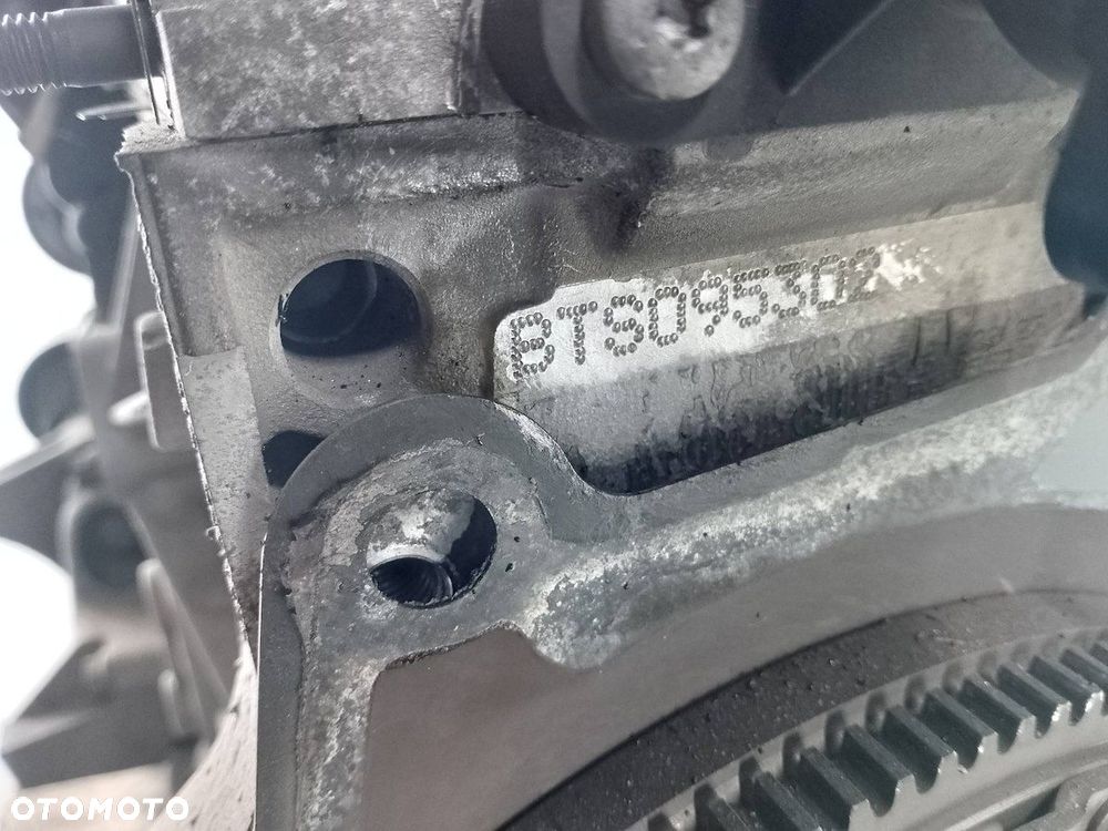 SILNIK SKODA FABIA II BTS 1.6 16V - 6